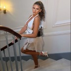 Top OnlyFans creator in London - Arabella Ruane