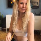 BarefootHousewife
