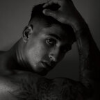 Top OnlyFans creator in near me - Bastian Blanc