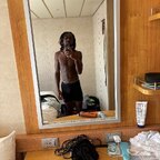 Chris Hanging