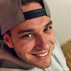 DamianLaRoux