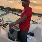 Top OnlyFans creator in Lake Travis, Austin Tx - Edgeproboating