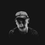 Top OnlyFans creator in Australia - Ezzmic