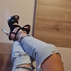 The mom with feet