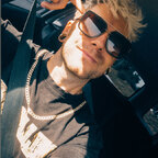 Top OnlyFans creator in Sweden - frozenorchid