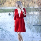GirlyCarina