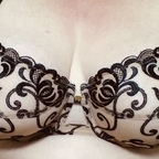 Top OnlyFans creator in Southeast US - Greeneyedred