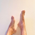 Top OnlyFans creator in London - Happy feet and toes ??