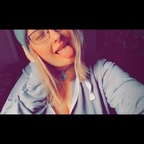 Hot Guava / Sexy Busty Stoner Chick