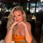 Top OnlyFans creator - Holly Nelson — Unknown profile photo