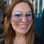 Top OnlyFans creator in London UK - Hot housewife Michelle ??