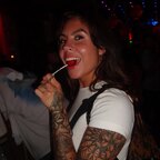 Jade Besos