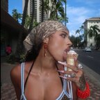 Top OnlyFans creator in your bed? - SYRAA