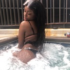 Top OnlyFans creator in Illinois - Kisses_._xøxø