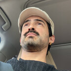 Mo