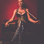 Top OnlyFans creator in Nantes, France - Lady Syene