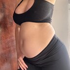 pregnant queen 🤰