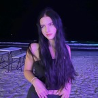 Nikki Palm 🌴