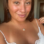 Curvy olivia