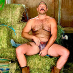 Top OnlyFans creator in California - Outdoor Bator