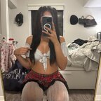 Petite baddie