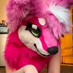 pinkfoxyroxy