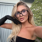 Top OnlyFans creator in Los Angeles - Rosie