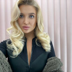 Top OnlyFans creator in Los Angeles - Rosie