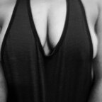 Top OnlyFans creator in Usa - Yaya