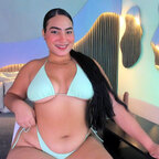 Sophia_curvy1