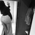 Stefaniaa