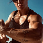 Top OnlyFans creator in Florida - SUZY KELLNER