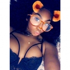 Top OnlyFans creator in Montreal, Canada - Tammmmyxo.
