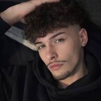 Tom 🍑