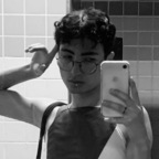 Top OnlyFans creator in São Paulo - Roni amaral