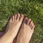 Pretty little feet