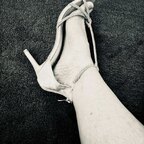 Mistress Pedestal - Foot Queen