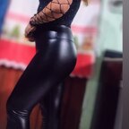 Montserrat Flores