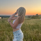 Top OnlyFans creator in United States - Gracie Rae