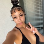 Top OnlyFans creator in California - Yellow