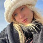 Zoe Frost